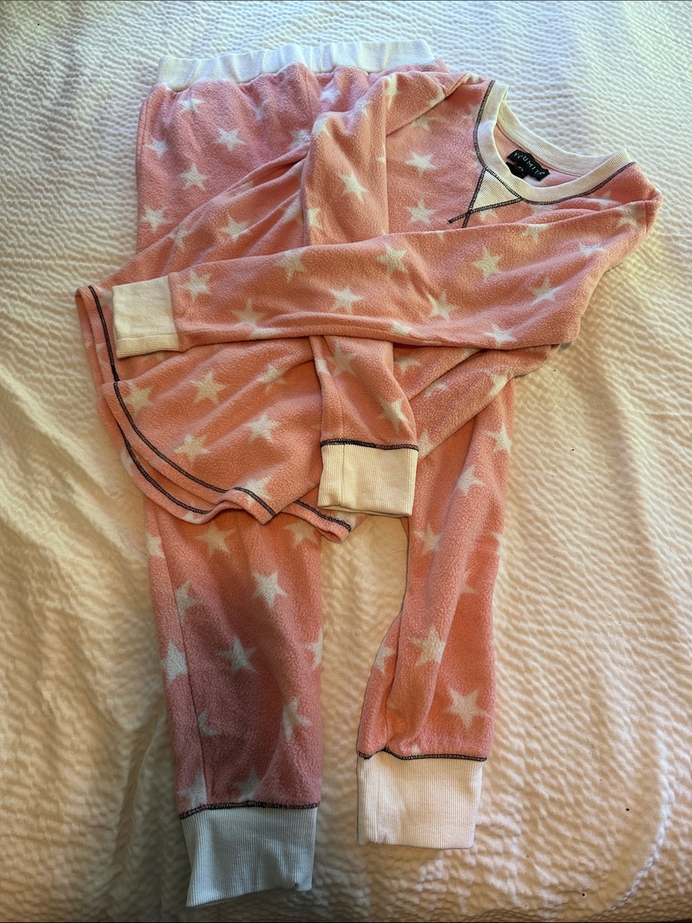 Youmita Pink Star-Print Women’s Pajama Set
